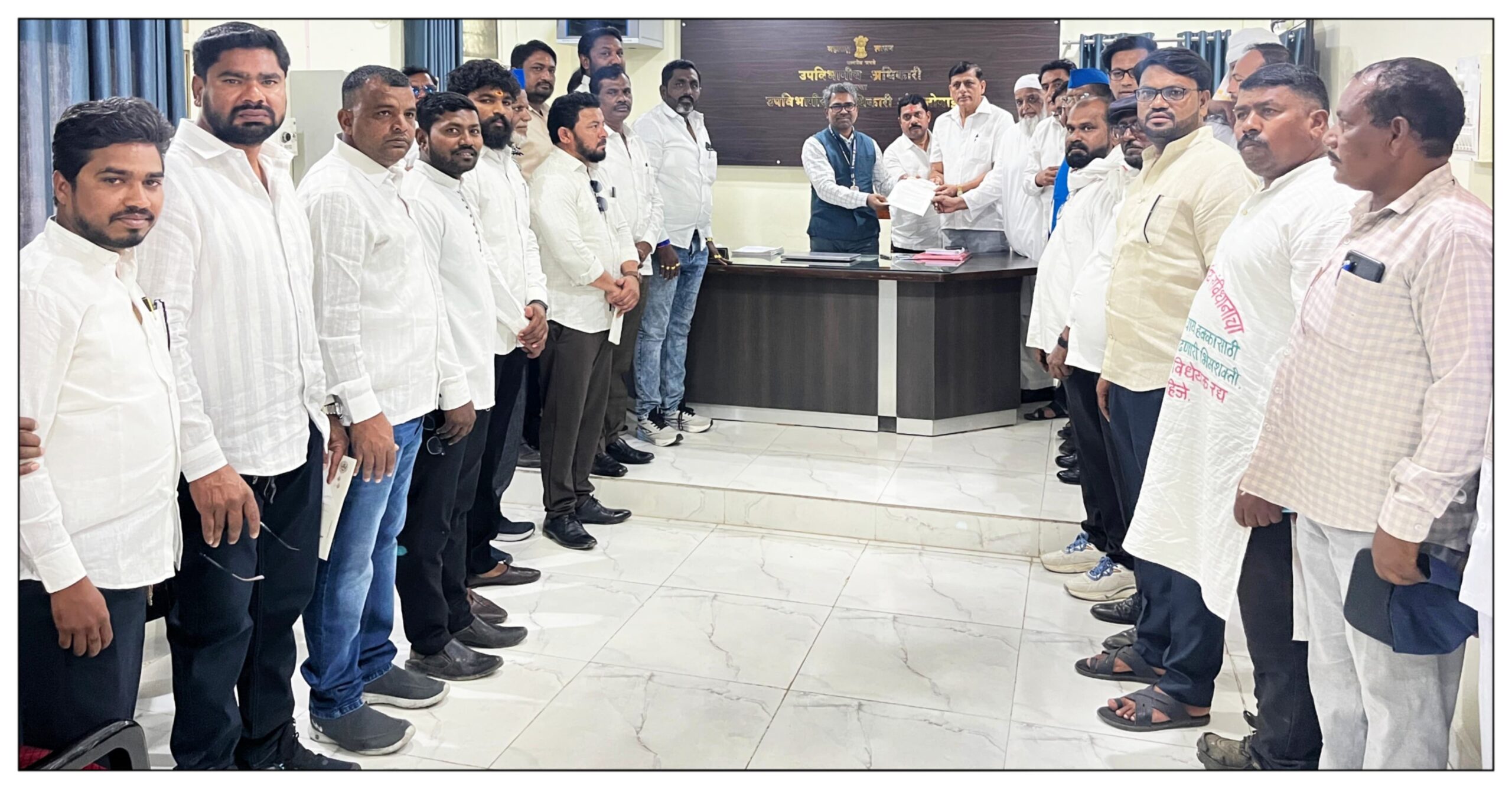 *केज विधानसभा मतदारसंघातील बूथस्तरीय अधिकाऱ्यांना मतदार मॅपिंग कामासाठी १० दिवसांची वाढीव कार्यमुक्ती द्या*