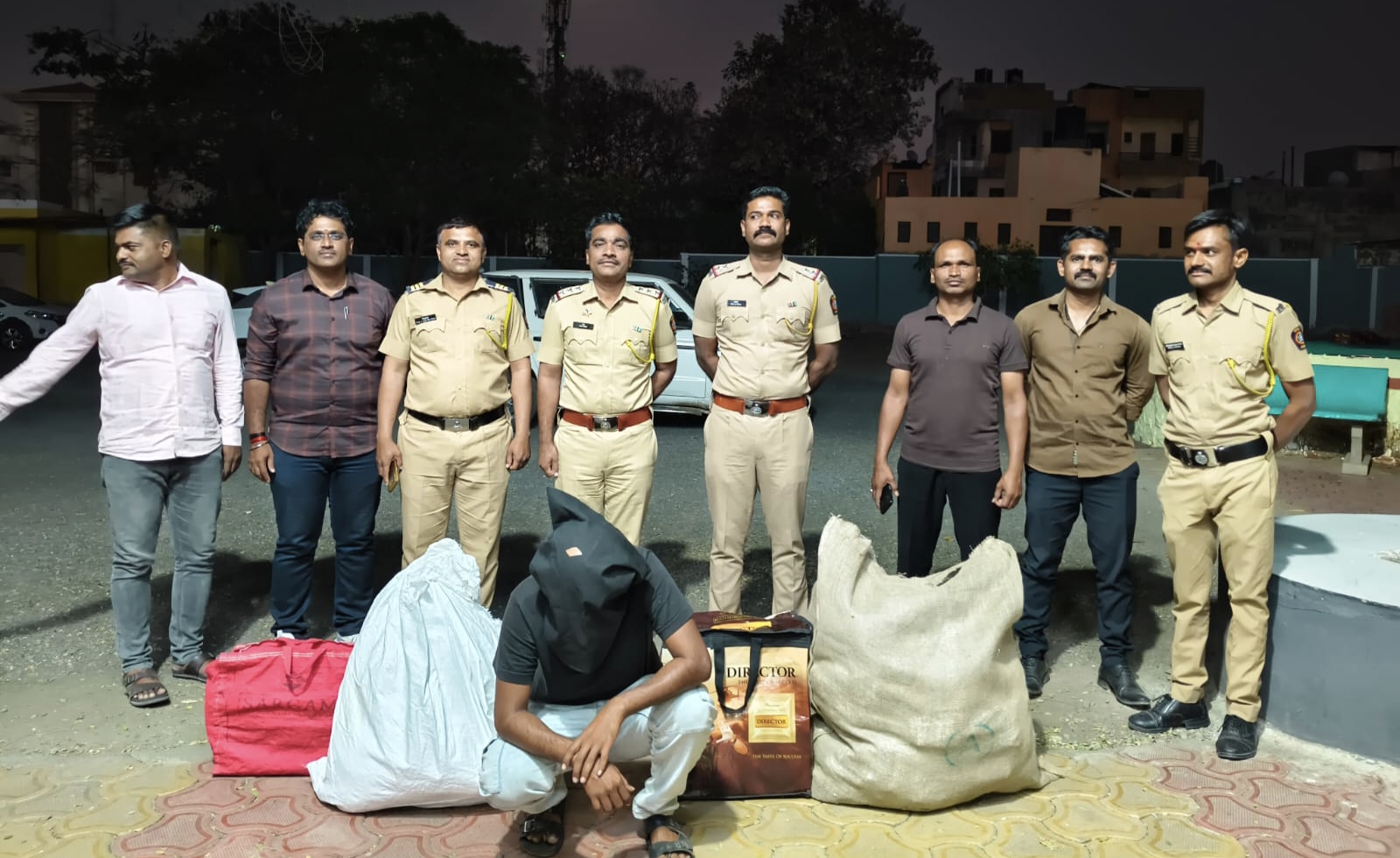 अंबाजोगाईत प्रतिबंधित गुटखा जप्त; एकावर गुन्हा दाखल