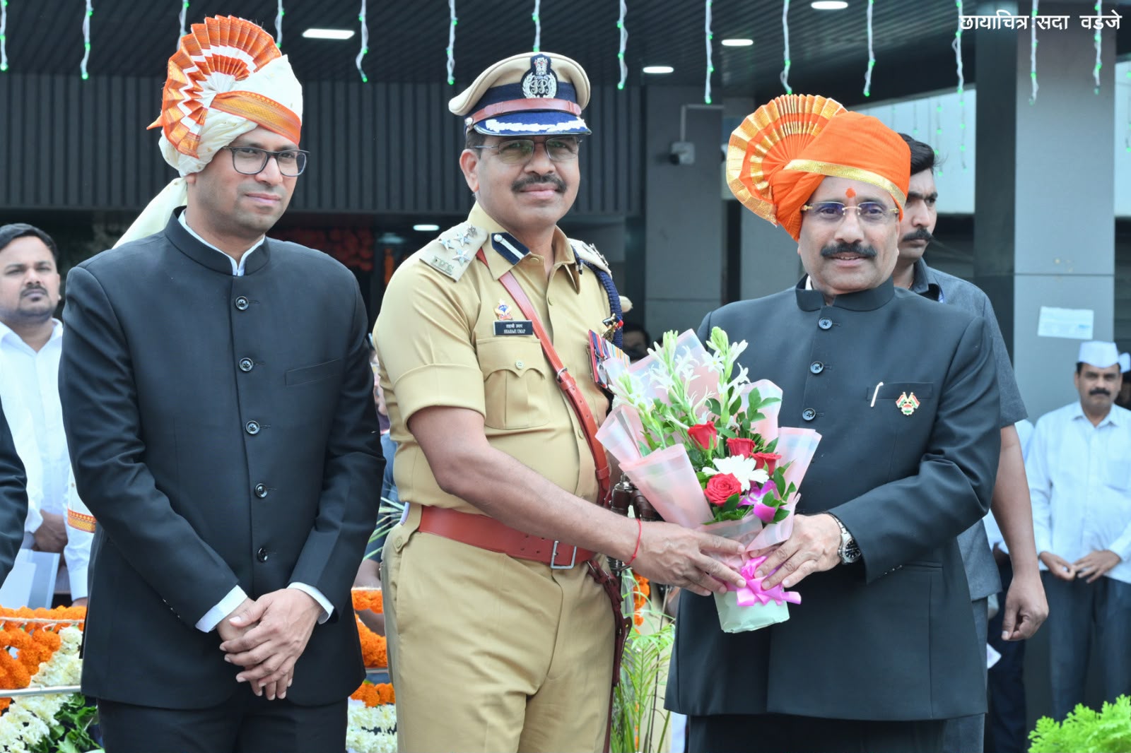 नांदेड परिक्षेत्राचे पोलीस उप महानिरीक्षक शहाजी उमाप यांच्या धडाकेबाज कार्यवाहीची राज्य शासनाकडून दखल 